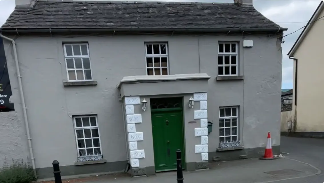 Broadfield House in Kilcullen